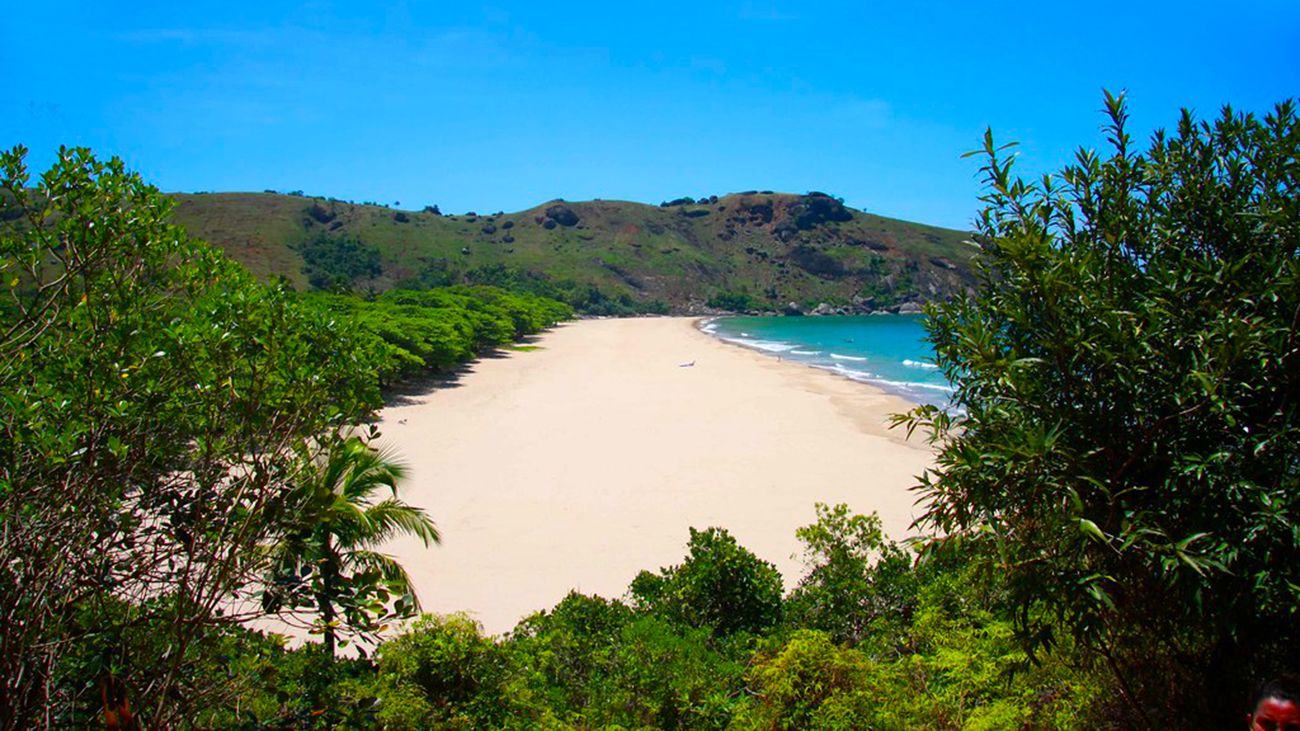 Vista geral da praia do Bonete, localizada de frente para o mar aberto, em Ilhabela - Foto Reginaldo Pupo