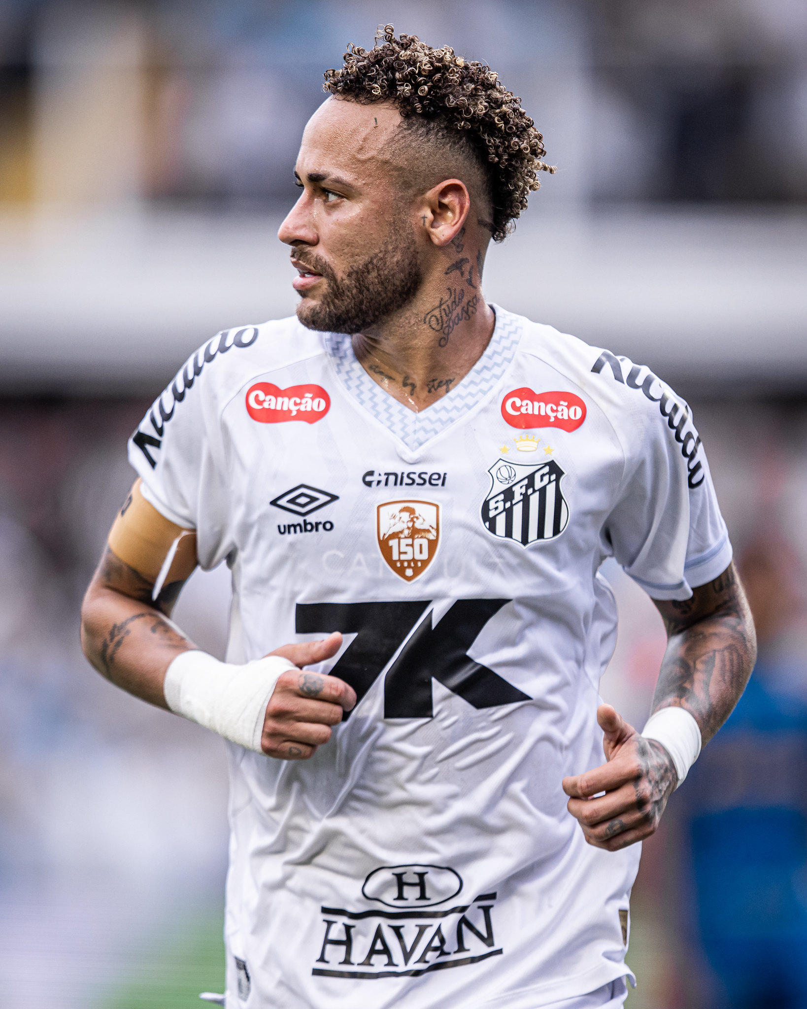 Gabigol e Neymar juntos no Santos? Peixe pode ter reformulação para 2026