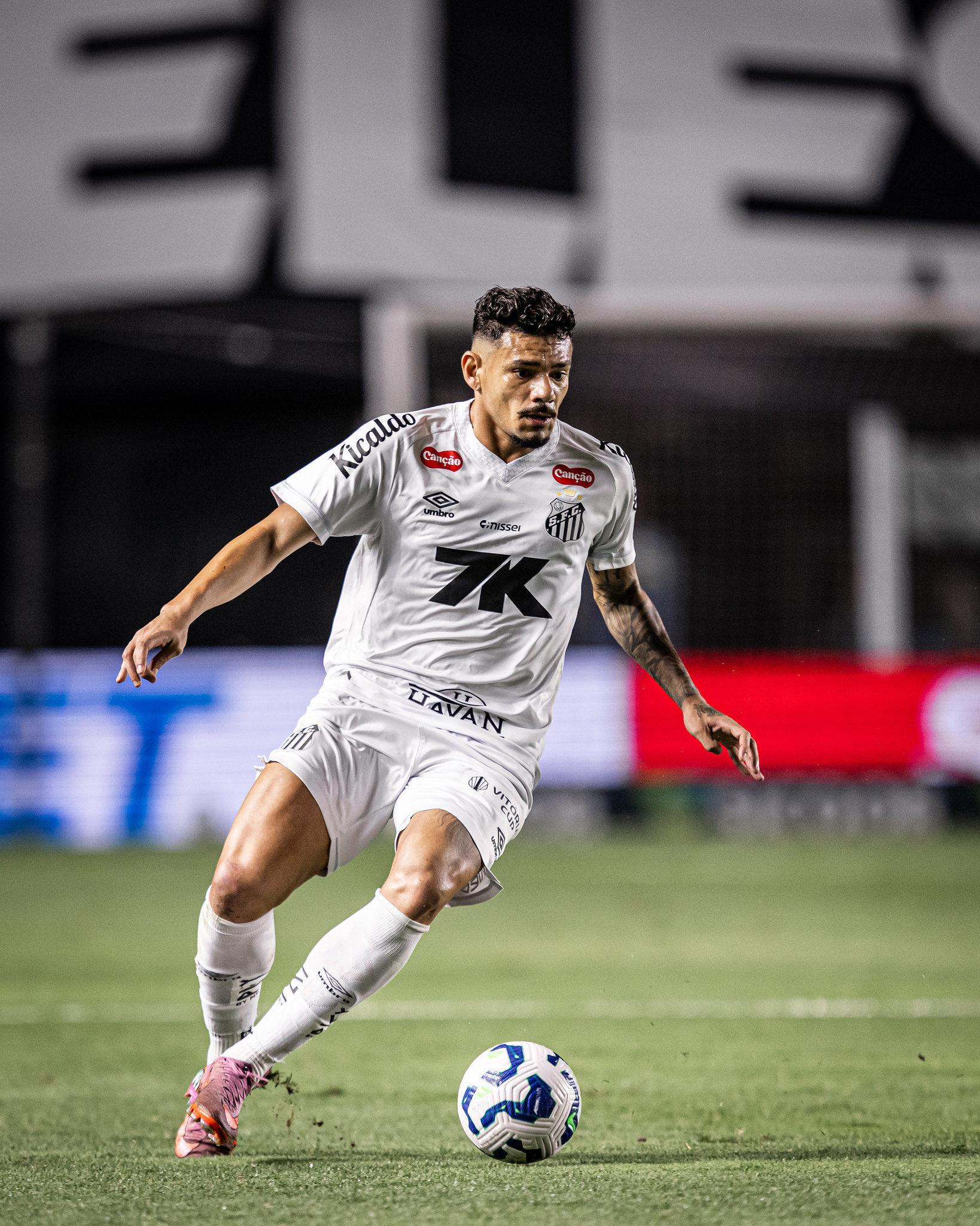 Entenda por que o Santos precisa golear o Juventude para ficar mais longe do rebaixamento