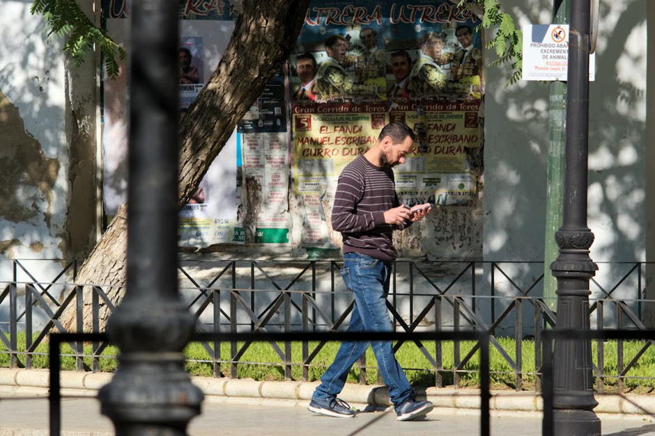 Um guia prático para ativar um eSIM antes da sua próxima viagem