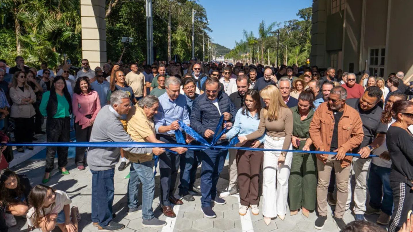 Cerimônia de entrega contou com a presença do prefeito Marcelo Vilares e outras autoridades- Divulgação / Sobloco
