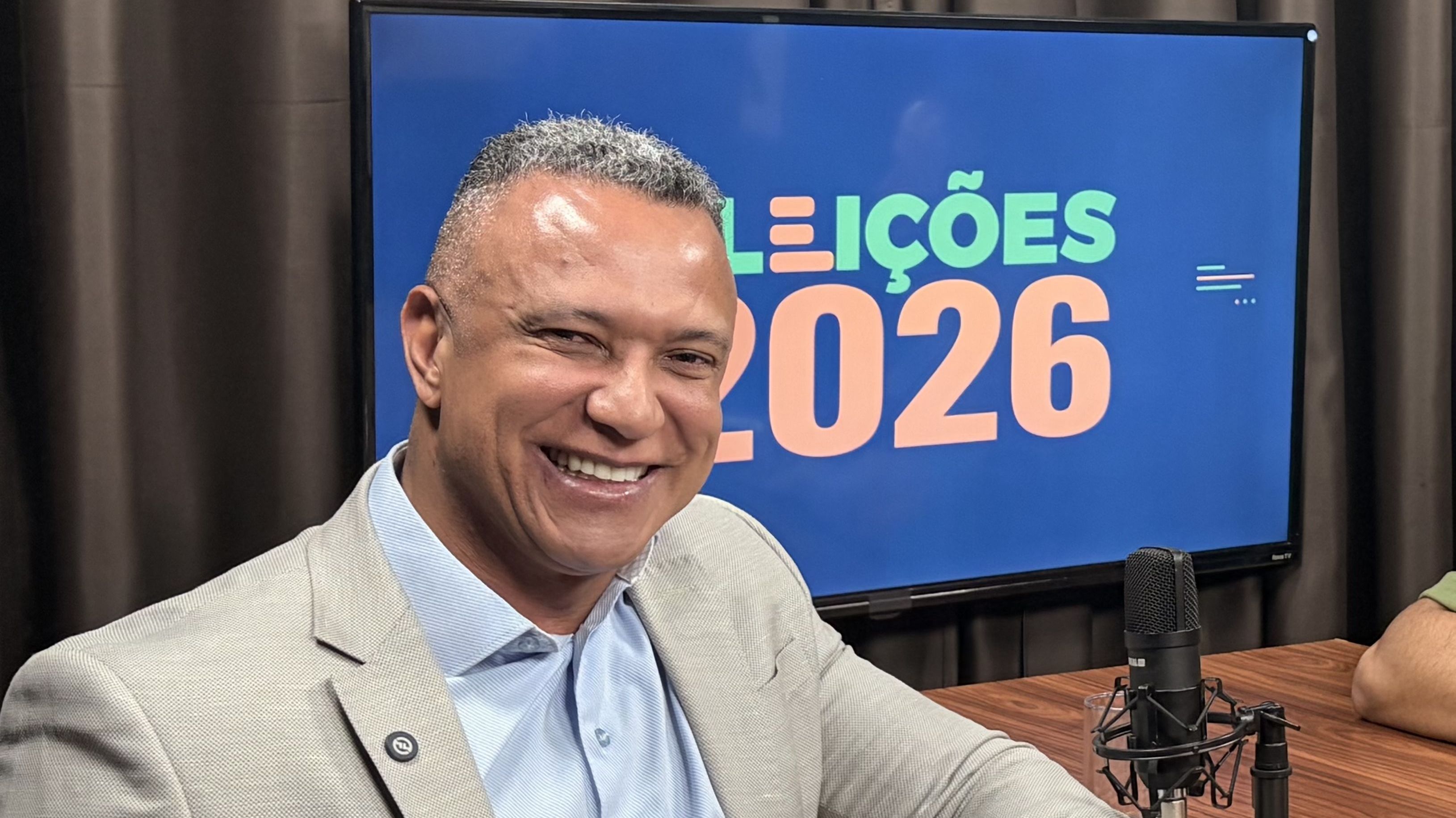 Val Advogado em entrevista ao podcast Eleições 2026