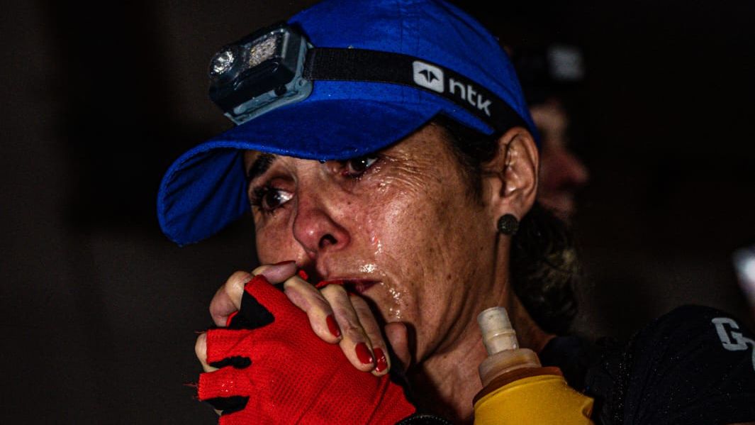 Foto de Bruna Luz, durante a ultramaratona