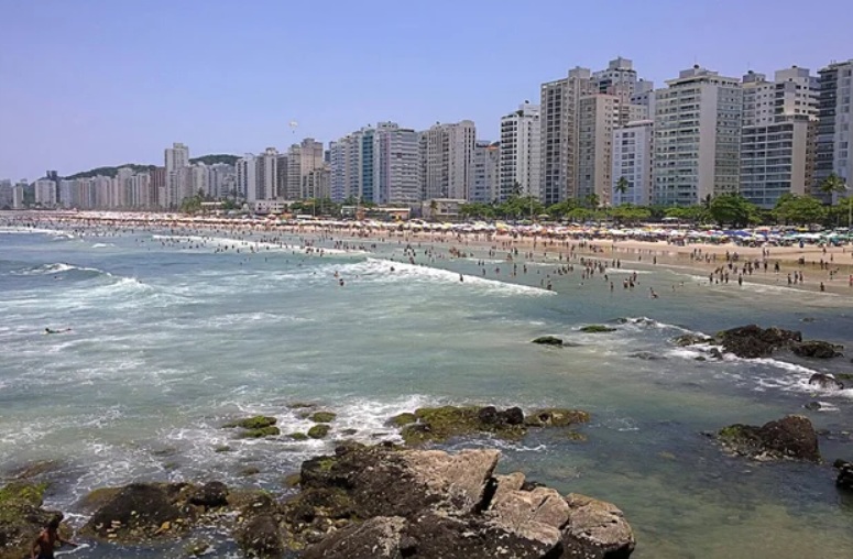 Praia das Pitangueiras