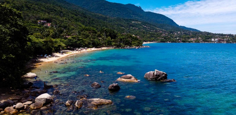 imagem da praia do Julião